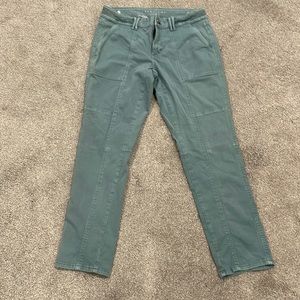 WHBM straight crop Jean in aqua